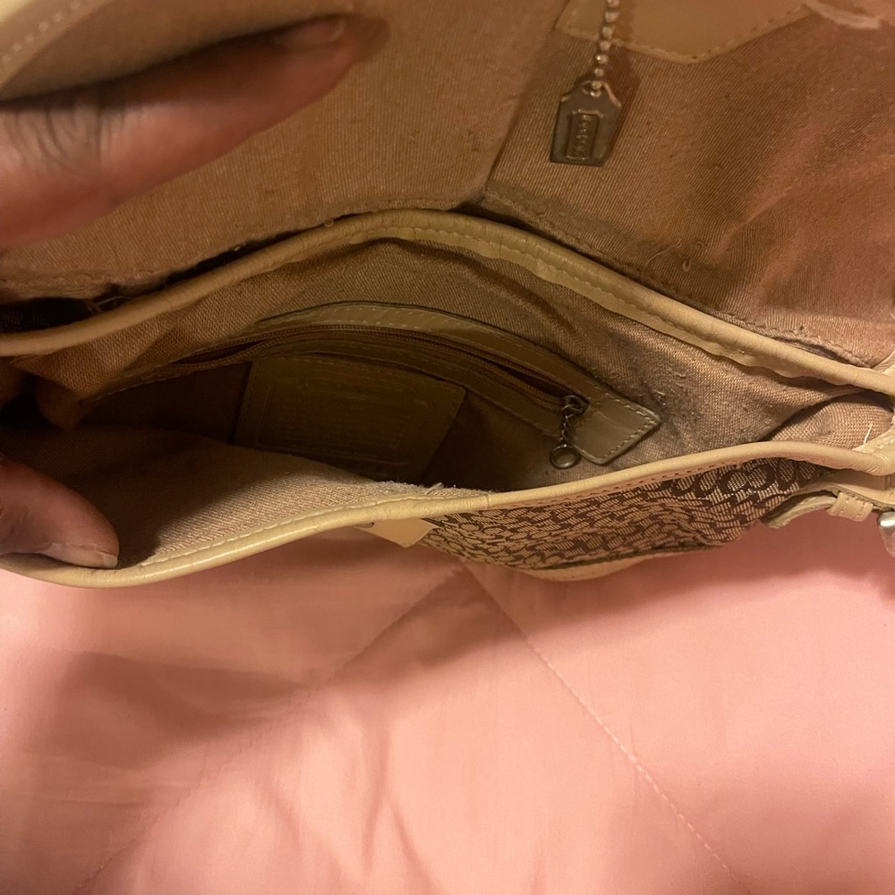 Vintage Coach Bag 💼